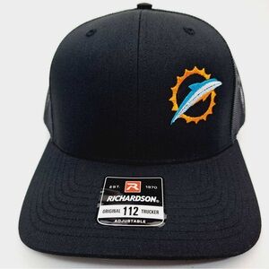 Miami Dolphins Richardson 112 Embroidered Patch Mesh Snapback Trucker Hat Ca…